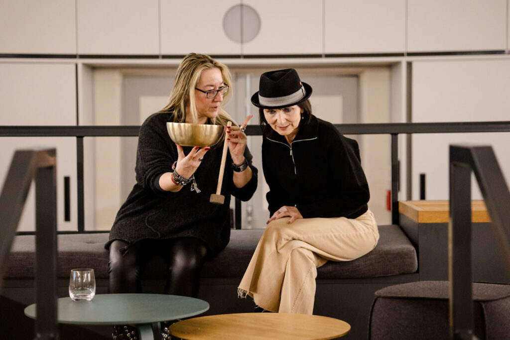 Workshop Selbstfürsorge für Frauen mit Selma Reese und Ramona Bannert im Kreativwerk Hennigsdorf. Foto: Steffi Rose