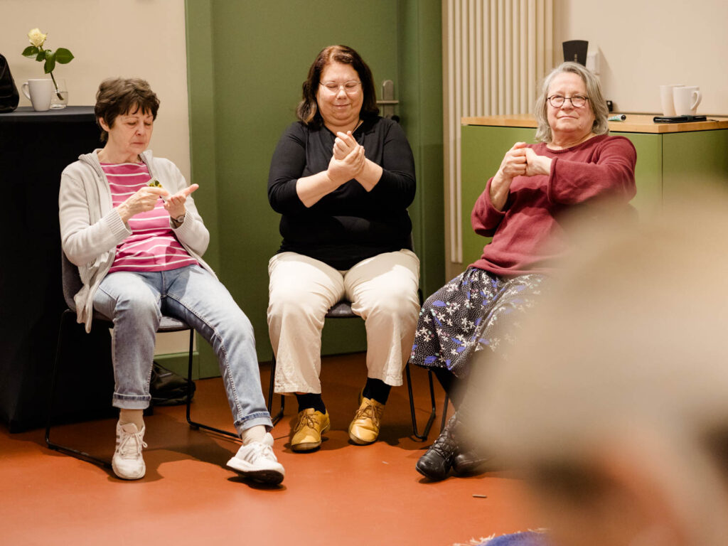 Workshop Selbstfürsorge für Frauen mit Selma Reese und Ramona Bannert im Kreativwerk Hennigsdorf. Foto: Steffi Rose